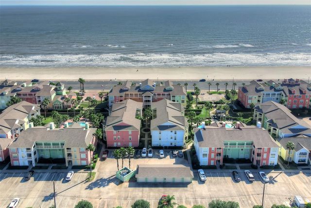 7000 Seawall Boulevard 1124, Galveston, TX 77551