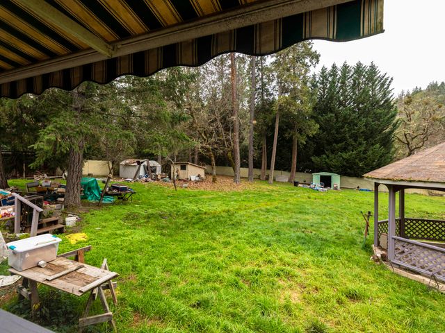 251 Surrey Drive, Grants Pass, OR 97526