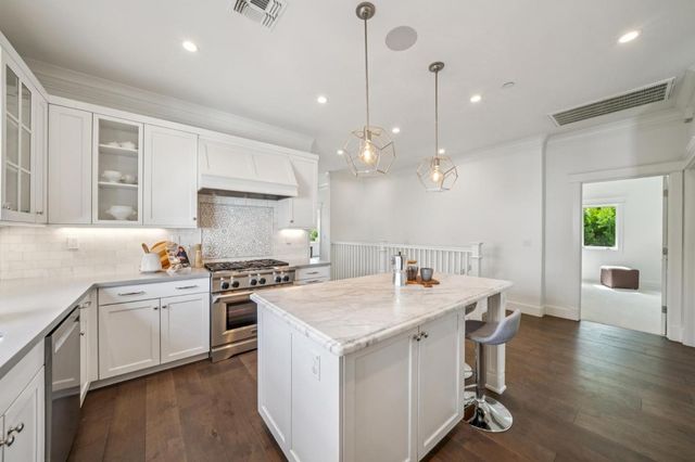 818 Crossway Road, Burlingame, CA 94010