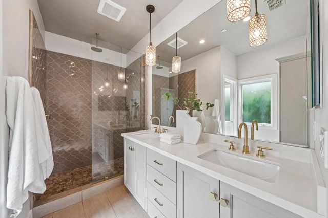 818 Crossway Road, Burlingame, CA 94010