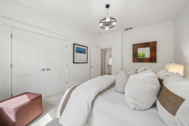 818 Crossway Road, Burlingame, CA 94010
