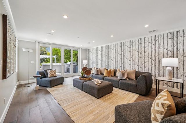 818 Crossway Road, Burlingame, CA 94010