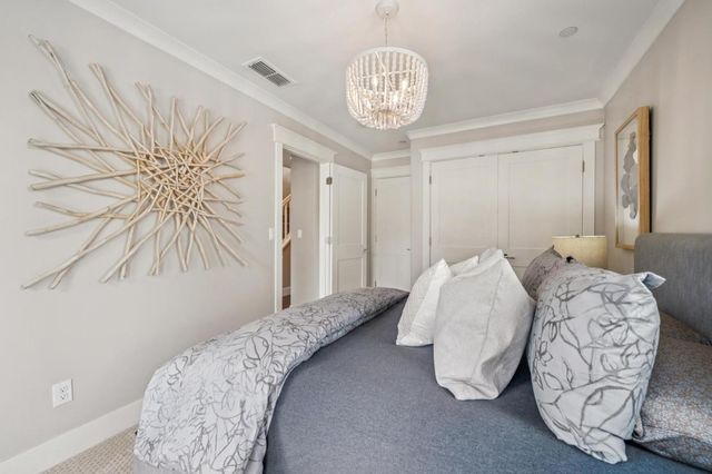 818 Crossway Road, Burlingame, CA 94010