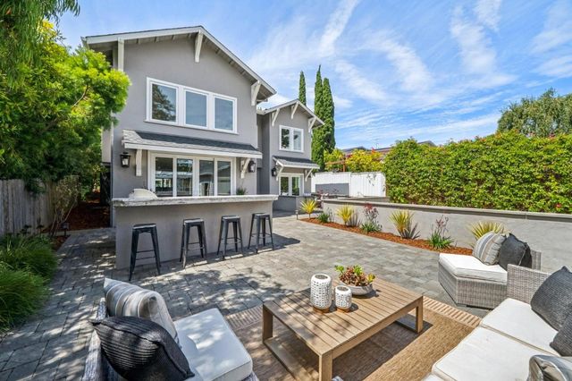 818 Crossway Road, Burlingame, CA 94010