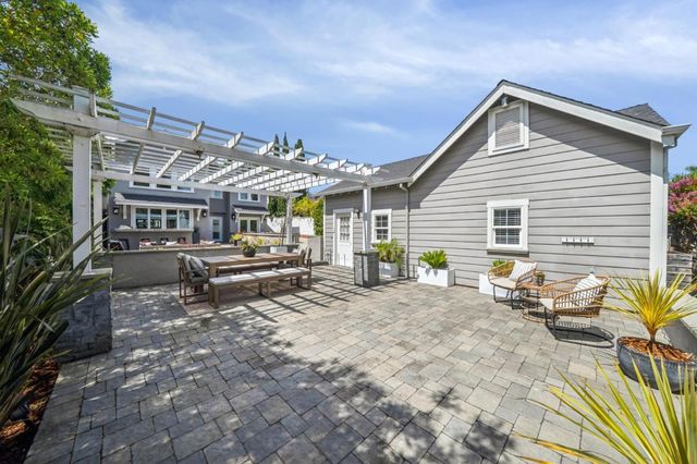 818 Crossway Road, Burlingame, CA 94010
