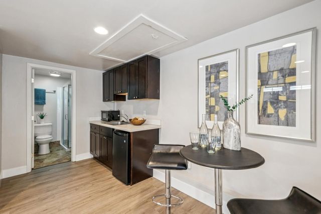 818 Crossway Road, Burlingame, CA 94010