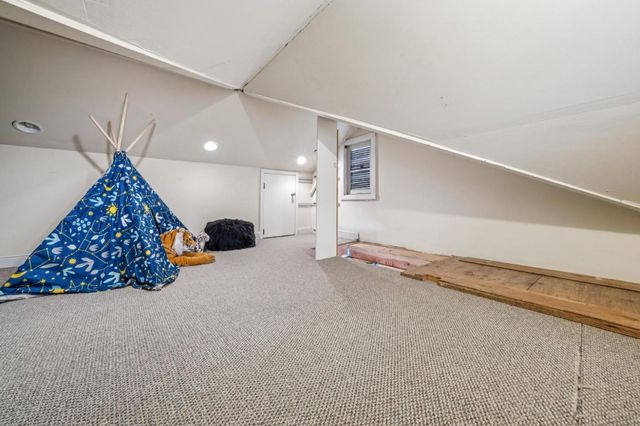 818 Crossway Road, Burlingame, CA 94010