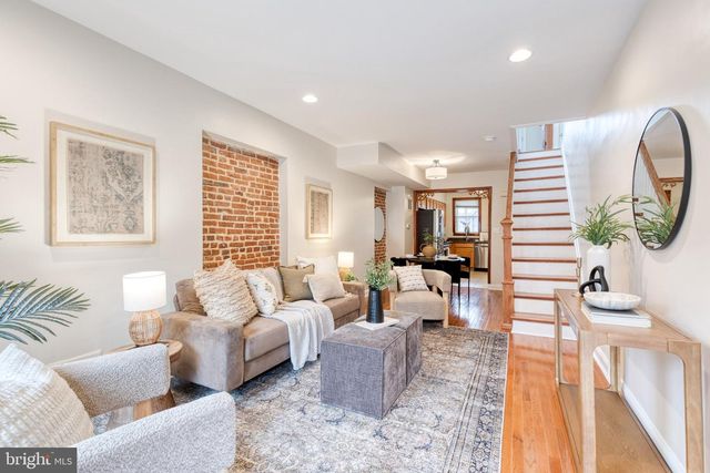 525 S DECKER AVE, Baltimore, MD 21224