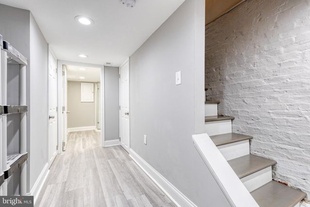 525 S DECKER AVE, Baltimore, MD 21224