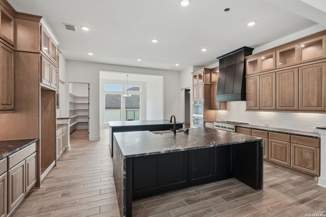 27938 Arrowsmith, Boerne, TX 78006