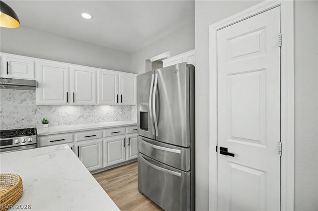 721 Pacific Cascades Drive, Henderson, NV 89012