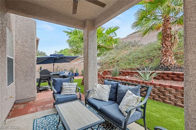 721 Pacific Cascades Drive, Henderson, NV 89012