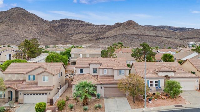 721 Pacific Cascades Drive, Henderson, NV 89012