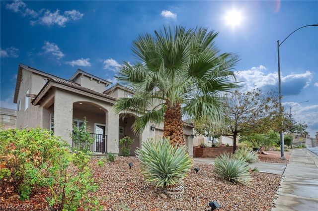 721 Pacific Cascades Drive, Henderson, NV 89012