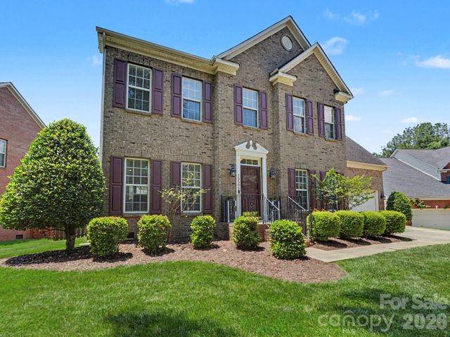 15505 Robsart Court, Charlotte, NC 28277