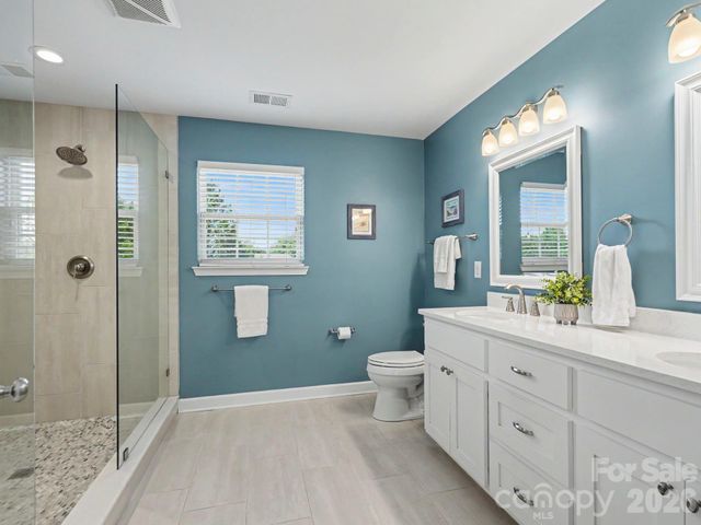 15505 Robsart Court, Charlotte, NC 28277