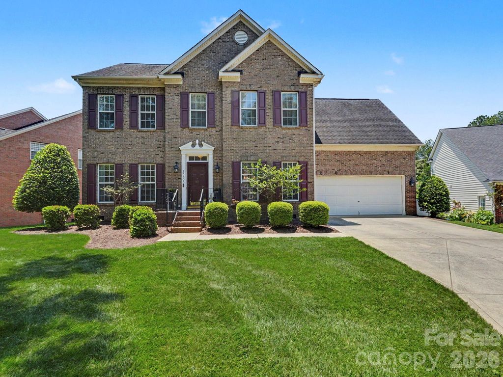 15505 Robsart Court, Charlotte, NC 28277