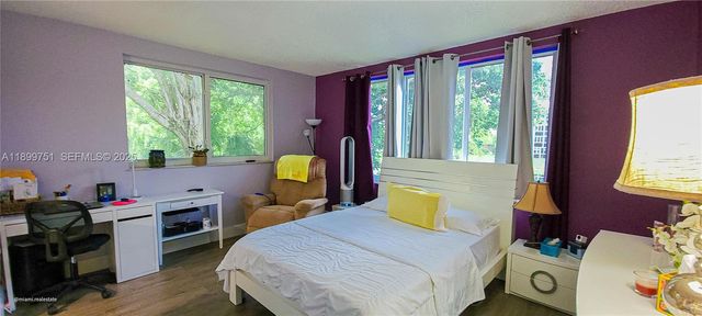 1080 Del Lago Circle 201, Sunrise, FL 33313