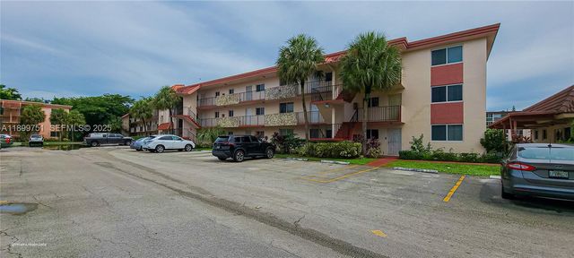 1080 Del Lago Circle 201, Sunrise, FL 33313