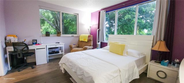 1080 Del Lago Circle 201, Sunrise, FL 33313