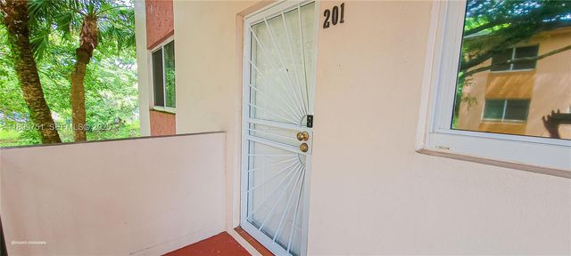 1080 Del Lago Circle 201, Sunrise, FL 33313