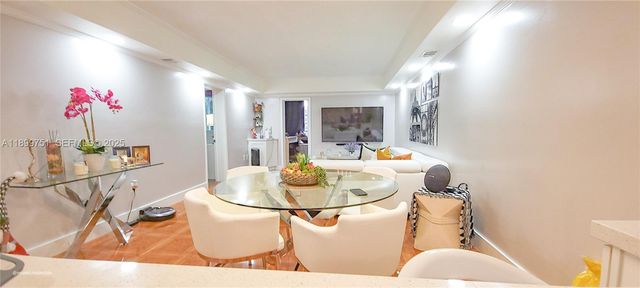 1080 Del Lago Circle 201, Sunrise, FL 33313
