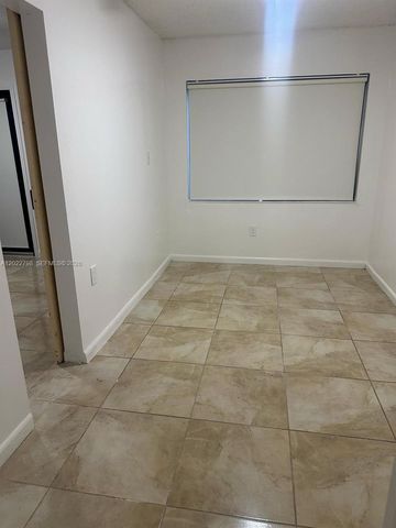 1115 SW 136th Place 2, Miami, FL 33184