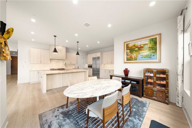 317 Brimwood, Irvine, CA 92618