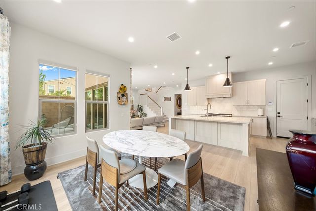 317 Brimwood, Irvine, CA 92618