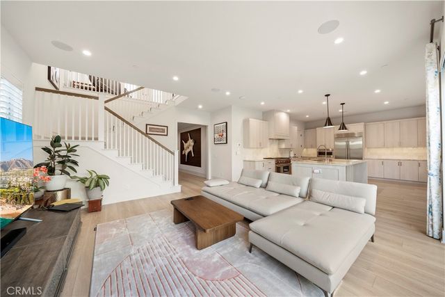 317 Brimwood, Irvine, CA 92618