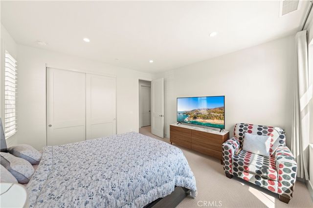 317 Brimwood, Irvine, CA 92618