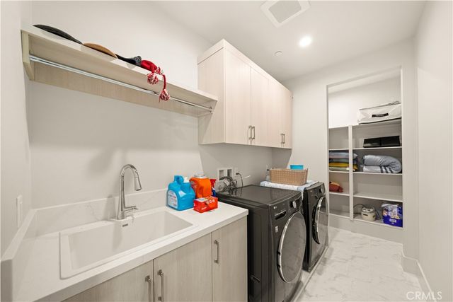 317 Brimwood, Irvine, CA 92618