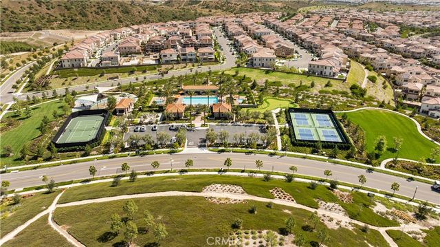 317 Brimwood, Irvine, CA 92618
