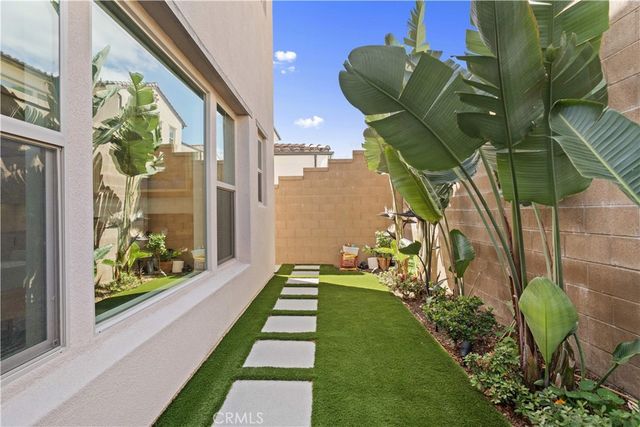 317 Brimwood, Irvine, CA 92618