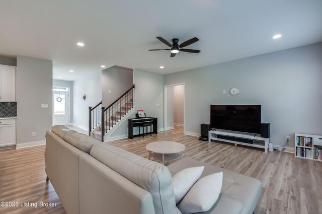 14019 Halden Ridge Way, Louisville, KY 40245