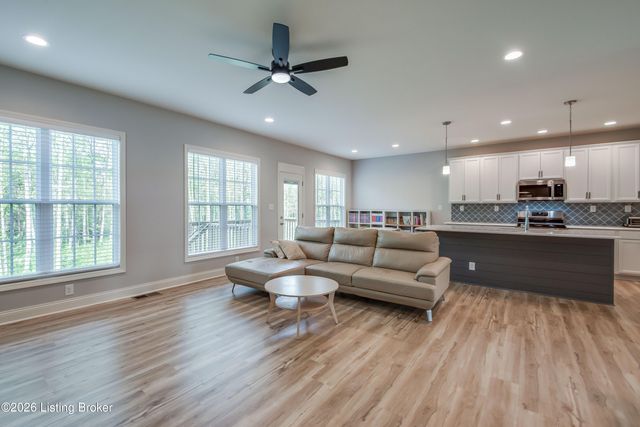 14019 Halden Ridge Way, Louisville, KY 40245