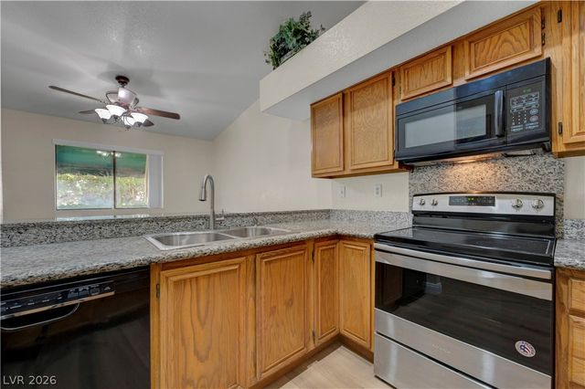 4420 Woodpine Drive 103, Las Vegas, NV 89119