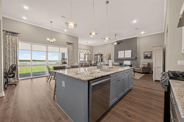 5208 Allen Cay Drive, Texas City, TX 77590