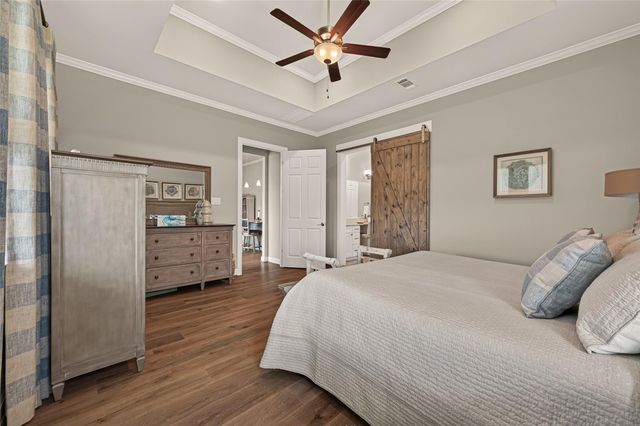 5208 Allen Cay Drive, Texas City, TX 77590