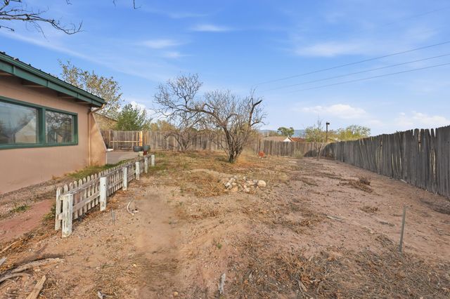 1510 Sandy Lane Court SE, Rio Rancho, NM 87124