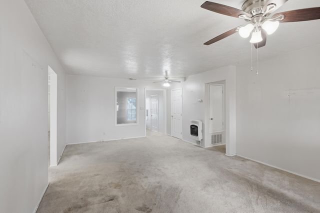 1510 Sandy Lane Court SE, Rio Rancho, NM 87124