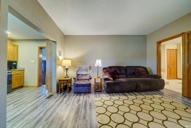 1193 County Road 35, Waterloo, IN 46793