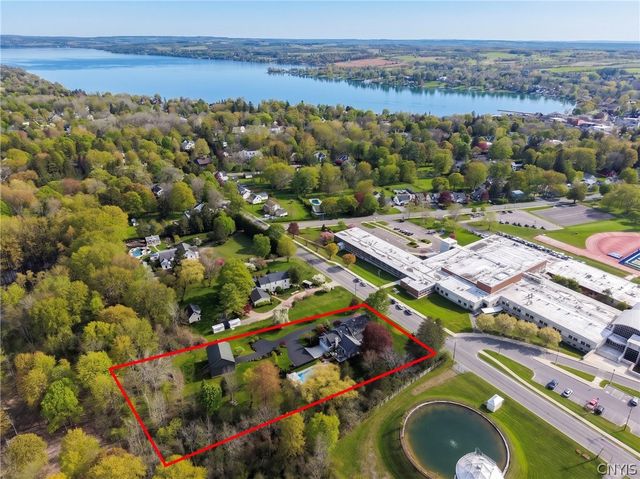 32 East Street, Skaneateles, NY 13152