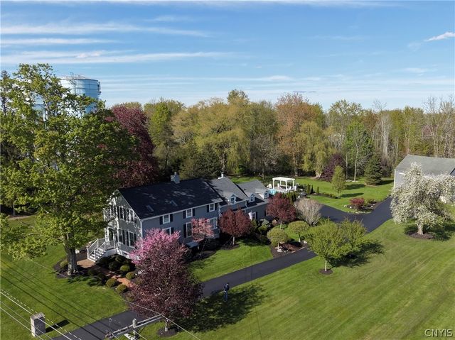 32 East Street, Skaneateles, NY 13152