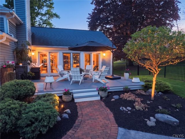 32 East Street, Skaneateles, NY 13152