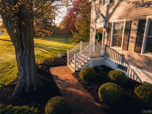 32 East Street, Skaneateles, NY 13152