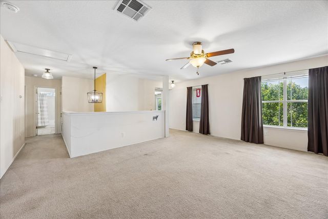 338 Spring Branch LOOP, Kyle, TX 78640