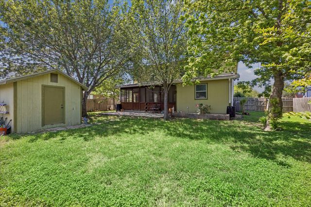 338 Spring Branch LOOP, Kyle, TX 78640
