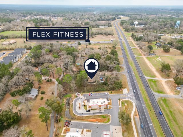 5736 N Hwy 85, Crestview, FL 32536