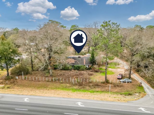 5736 N Hwy 85, Crestview, FL 32536